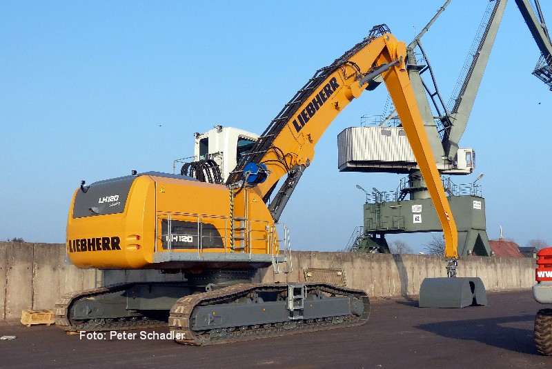 Liebherr LH120 Stockstadt 3.jpg