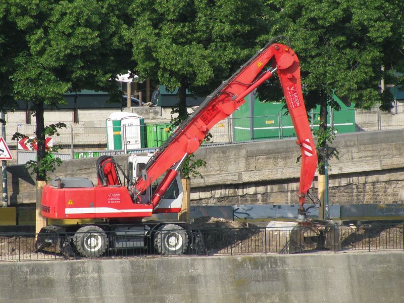 a 914.jpg