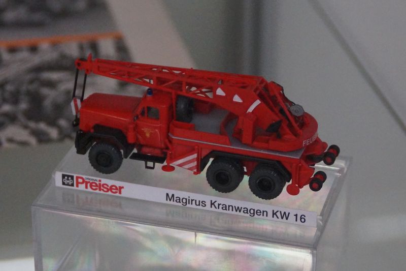  Magirus-250D26A-KW16-Preiser_20140614_00
2.jpg