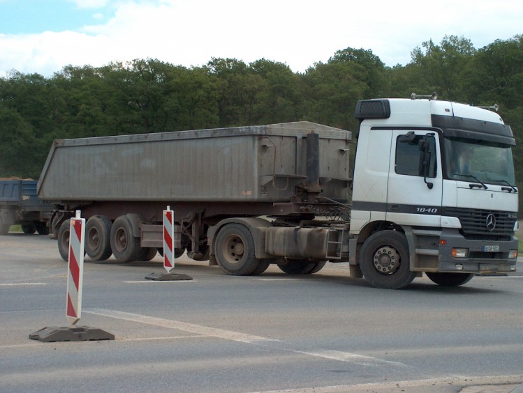 HPIM0209 (749 x 564).jpg