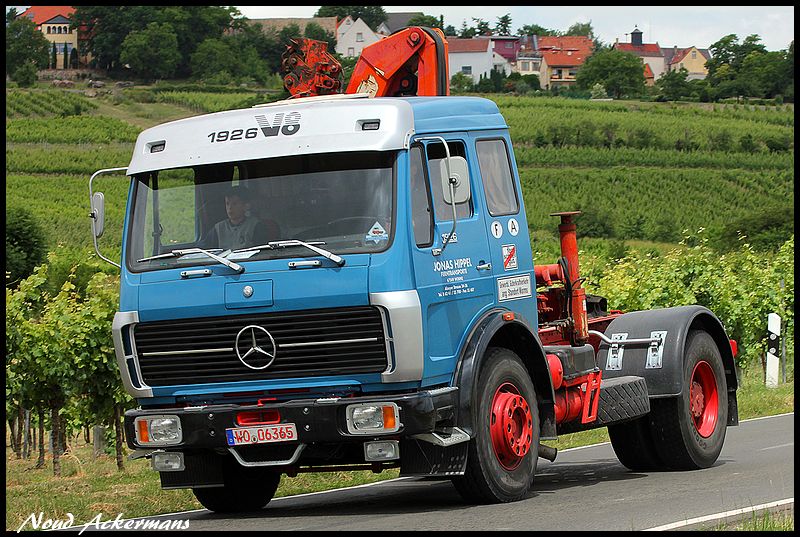 WO-06365-3-BorderMaker.jpg