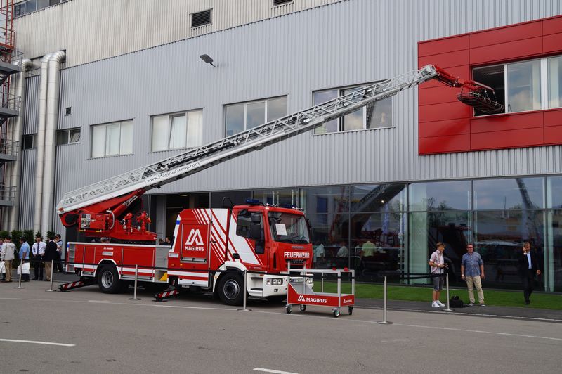  Iveco-EuroCargo-160E30-M32L-500kgKranken
trage_20140613_001.jpg