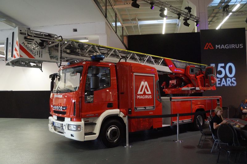  Iveco-EuroCargo-160E32-E6-M32L-NewDesign
_20140613_001.jpg