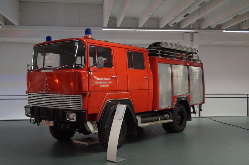  Magirus-170D11FA-BJ1970-TLF16-exWeishaup
t-OCM_20140613_001.jpg