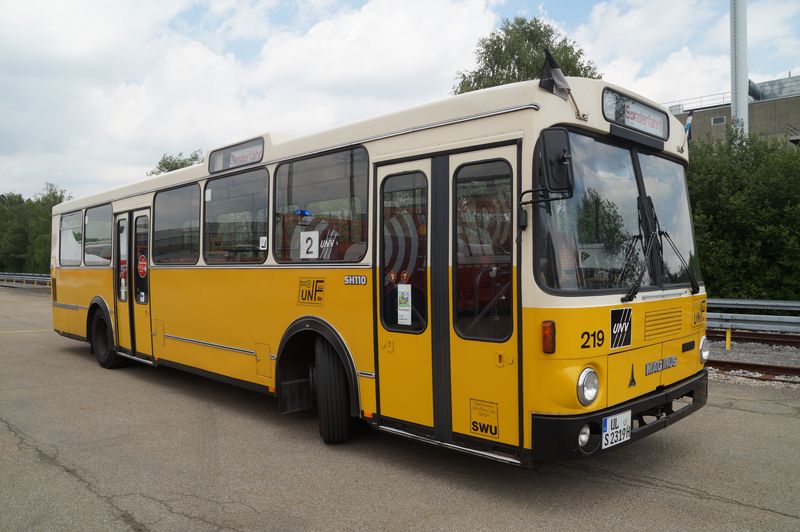  Magirus-260SH110-BJ1982-exSWU-UNF_201406
13_001.jpg