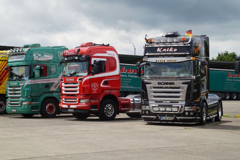  Scania-Rxxx-Kaiko-BlackDevil_20140705_00
2.jpg