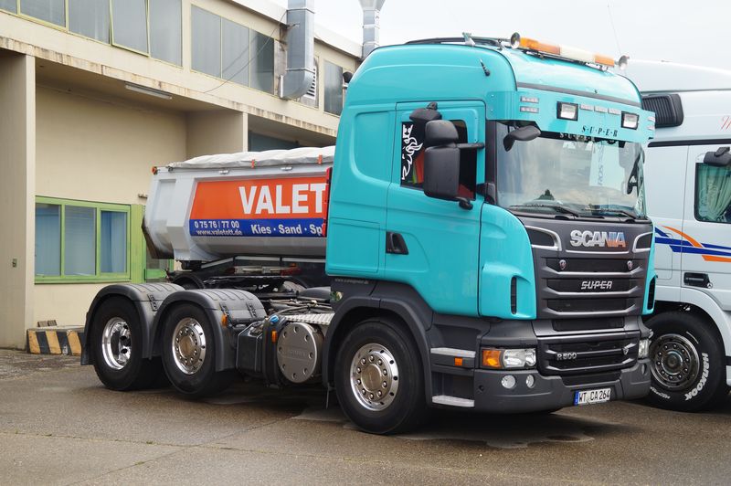Scania-R500-3-achser-türkis_20140705_001.jpg