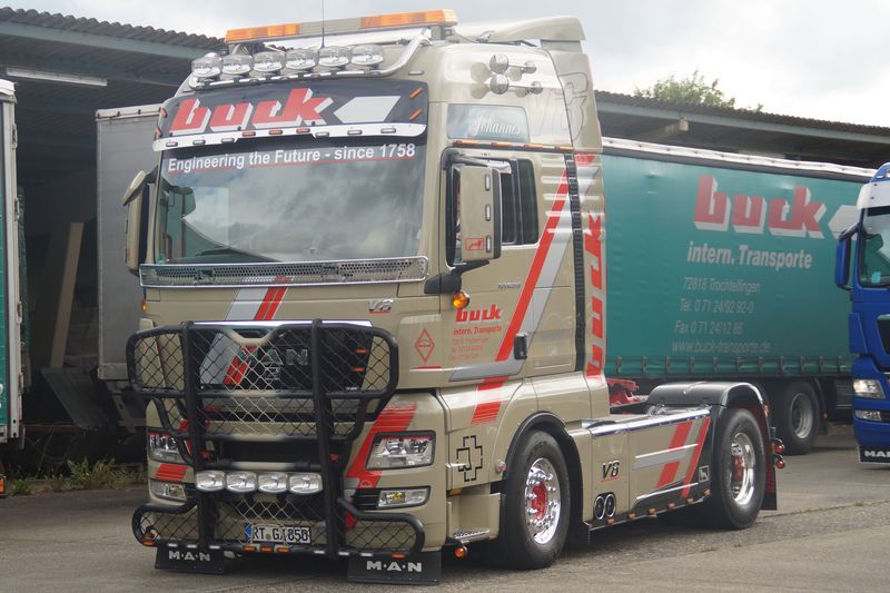 MAN-TGX-18-680-Buck_20140705_001.jpg
