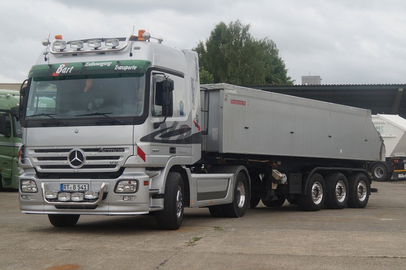 MB-Actros-1854-Bart_20140705_001.jpg