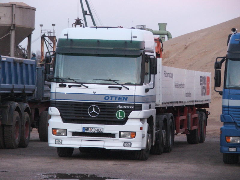 Actros Otten Berding-Beton (2).jpg