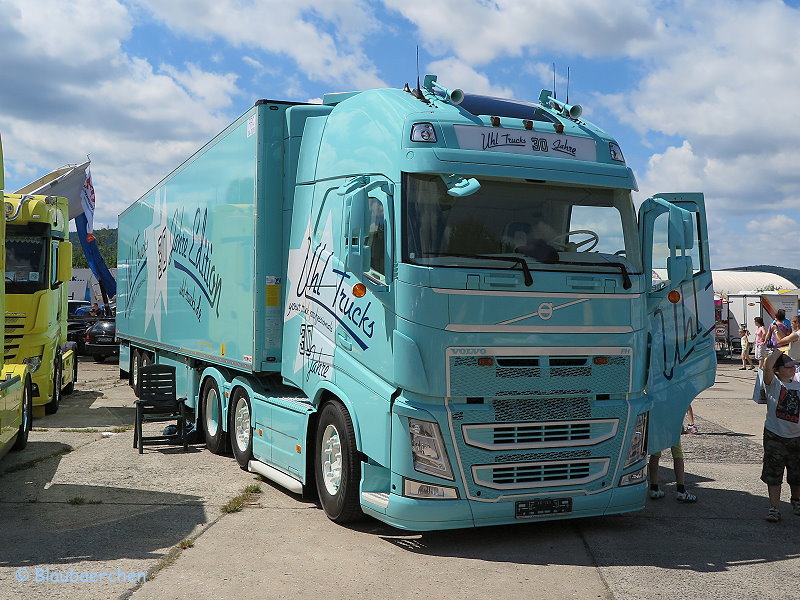 UHL Trucks, Volvo FH Globetrotter XL.jpg
