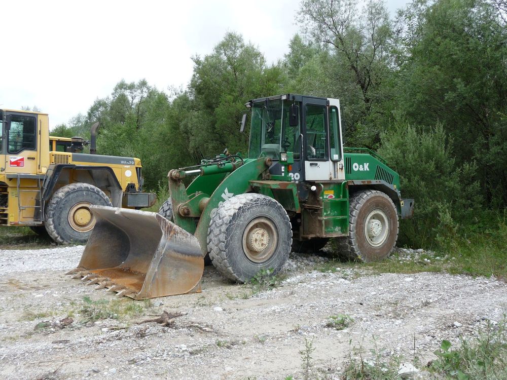 O&K SERIE L20 "B", PALA GOMMATA peso 14 ton articolata Attachment