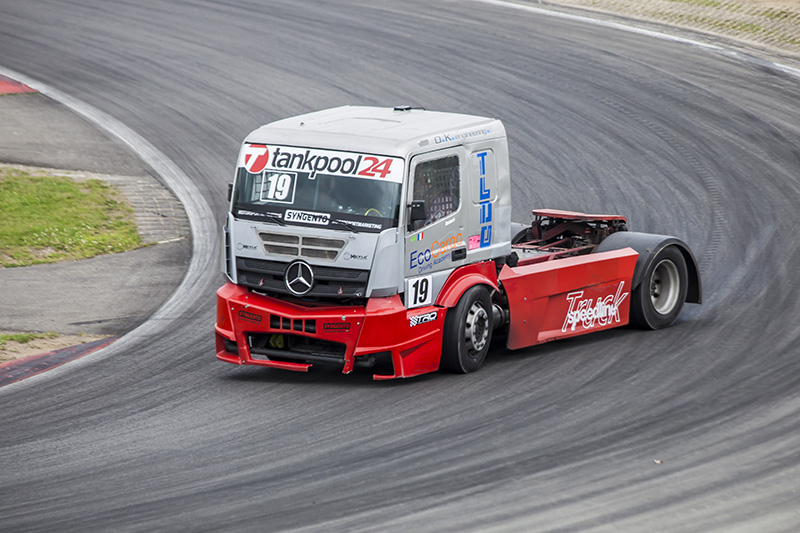 nuerburgring2014_1976.jpg