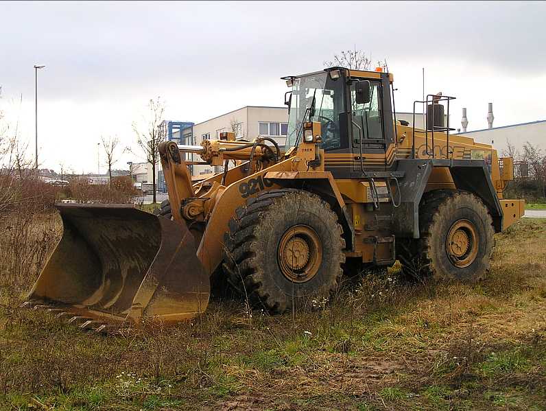 921C-3.jpg