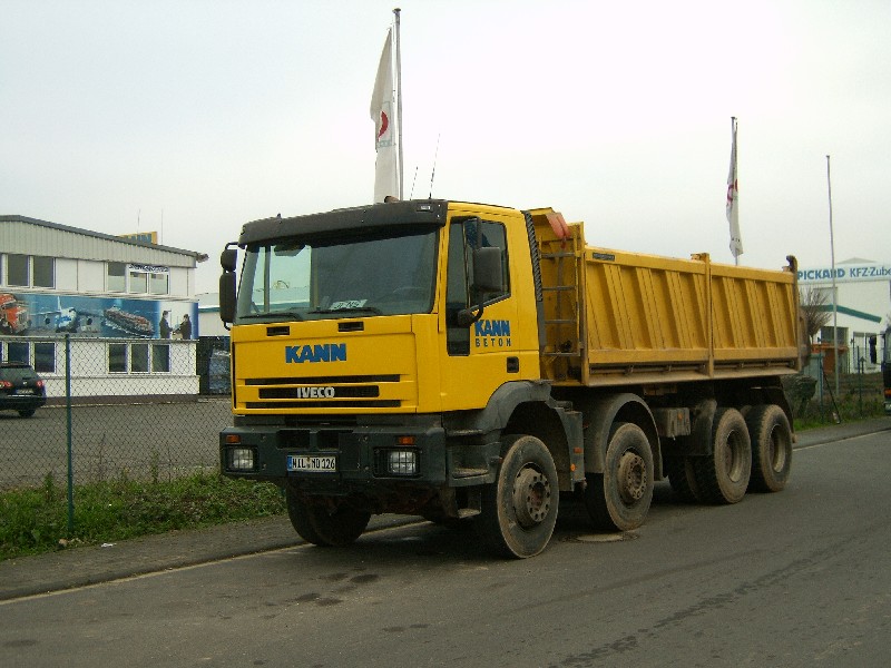 Iveco 4Achs Kipper KANN.jpg