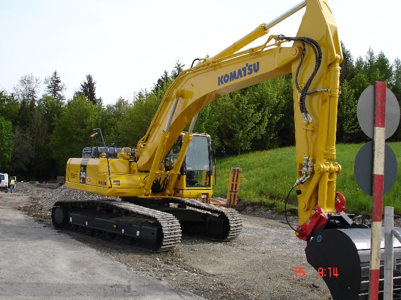 Vorführmaschine Komatsu PC 340-7 LC Mai '06 (2).jpg