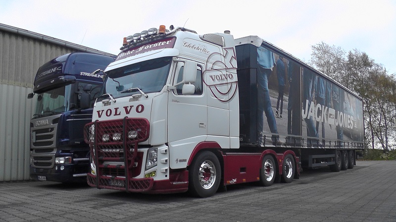 S1810023.jpg S1810023.jpg