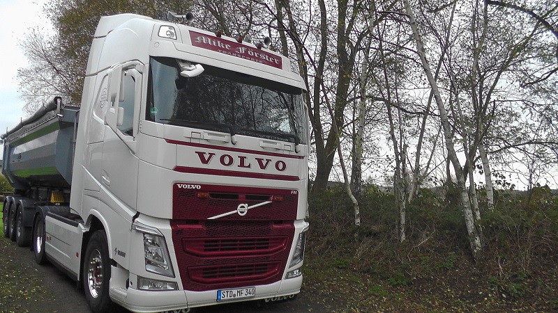 S1810026.jpg S1810026.jpg