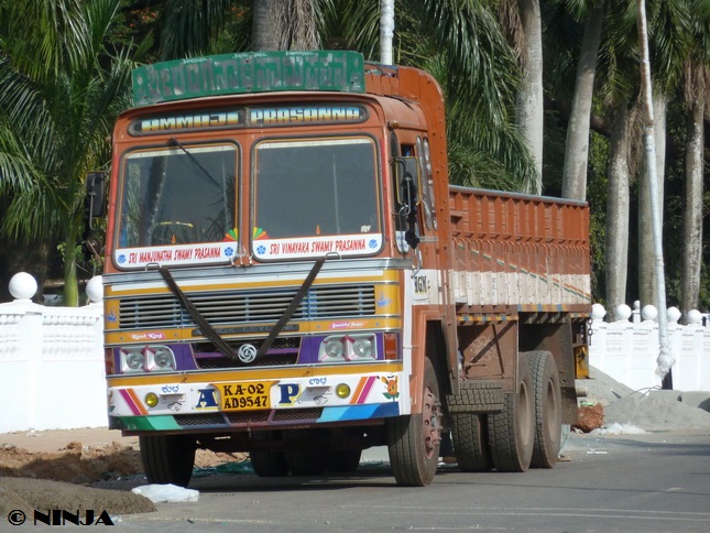 Ashok_Leyland_2214_6x4_V_02.jpg