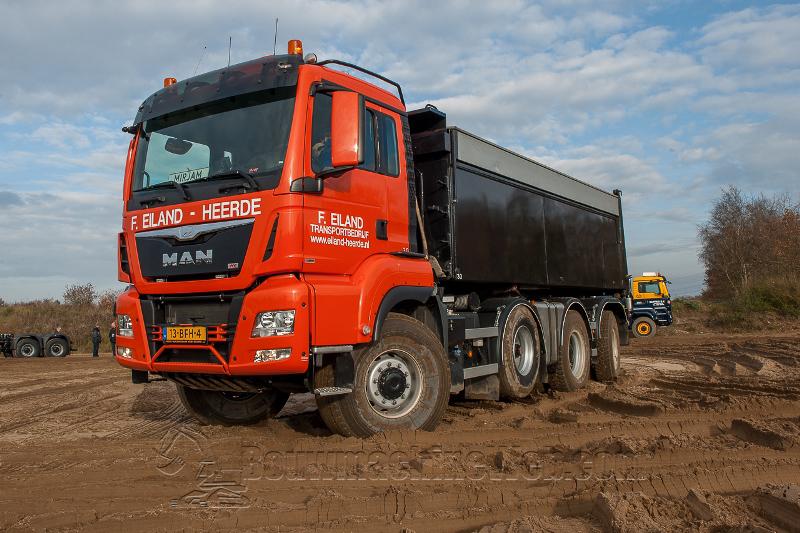 092-MAN%20Construction%20Days-125.jpg