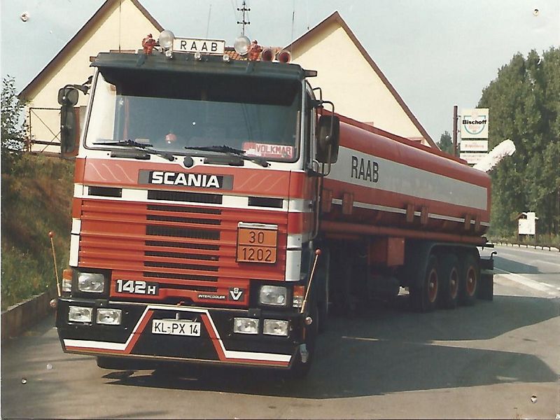 k-Scania 142M.jpg