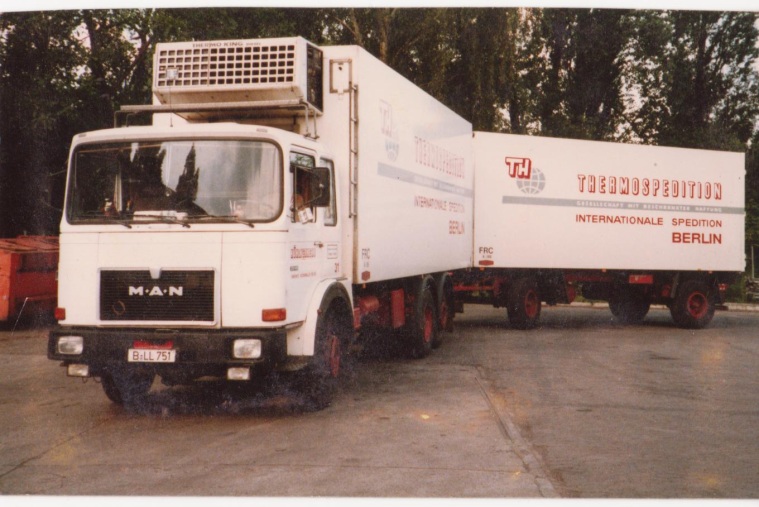 k&uuml;hlverkehr 001klein.jpg