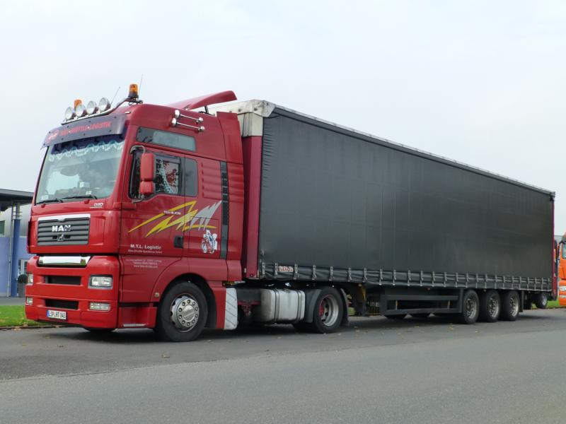K800_MAN TGA 18.430 Bike-Shuttle  1.jpg