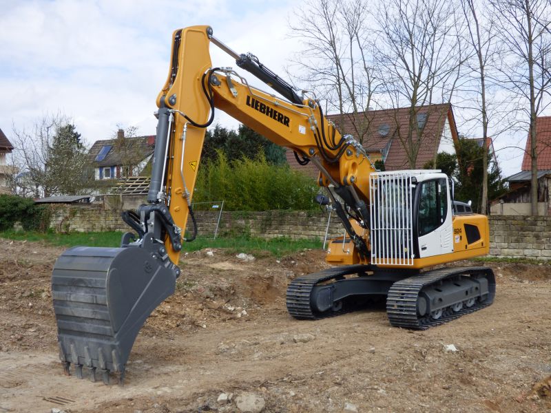 Liebherr R 924 C 1.jpg