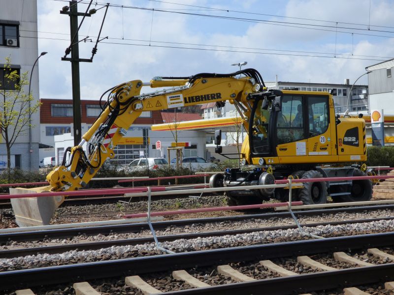 Liebherr A 922 Rail 1.jpg