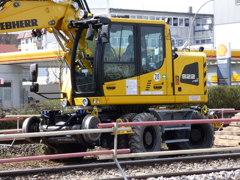 Liebherr A 922 Rail 2.jpg