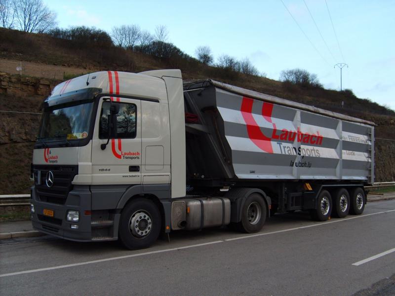 Mercedes-Benz Actros 1844.jpg