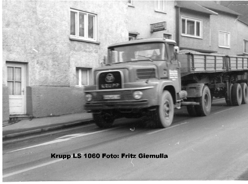 3LKW-065.jpg