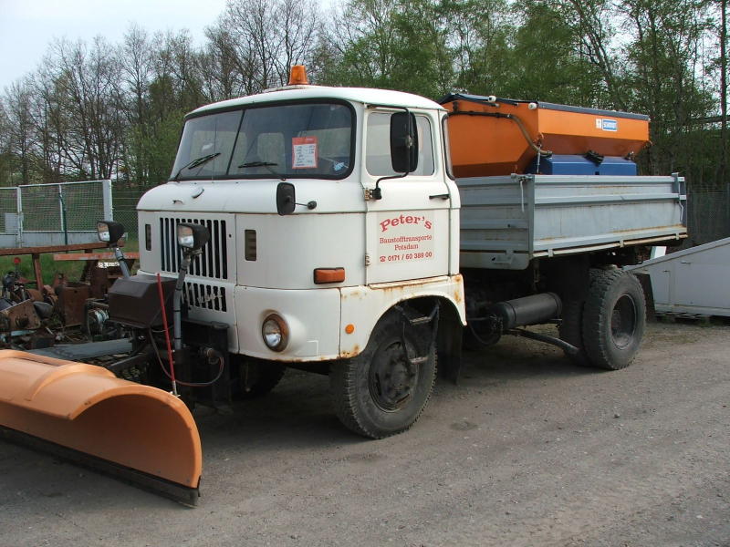 Winterdienst IFA W 50 halb Links  (2).jpg