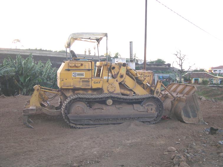 Cat 955L a.jpg