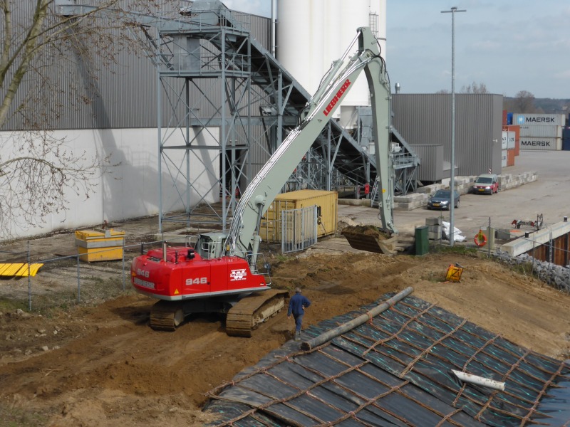 Wetering R 946 MU (1).jpg