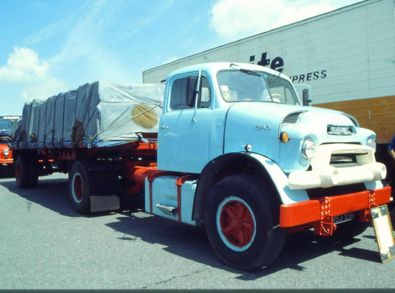 GMC Sattelzug weiss (3).jpg