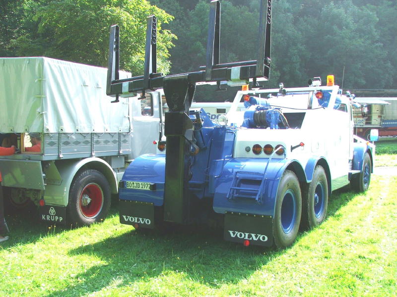 DEWENDER Volvo N 88 Heck (2).jpg