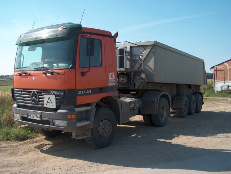 HPIM7764 (749 x 564).jpg