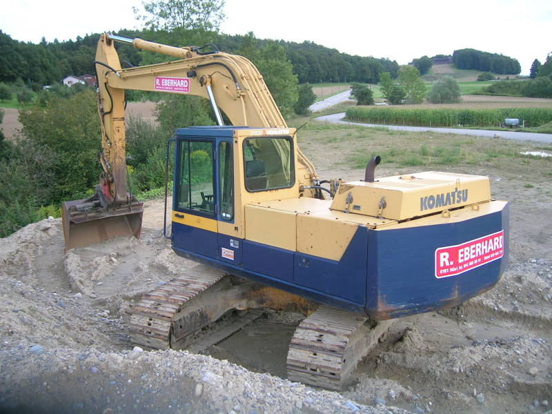 Komatsu Pc 210-3 (1).jpg