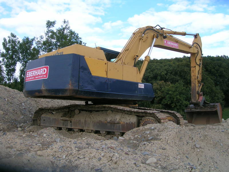 Komatsu Pc 210-3.jpg