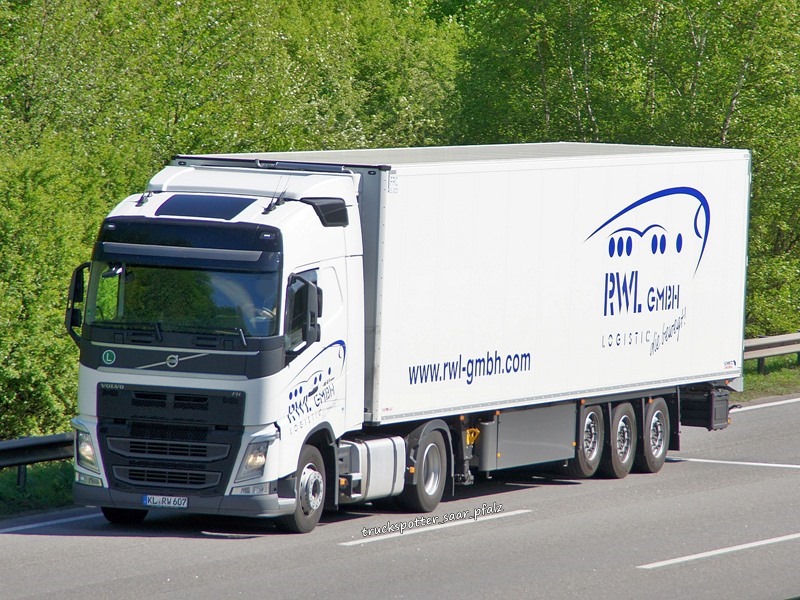 Volvo RWL DSC02040.jpg