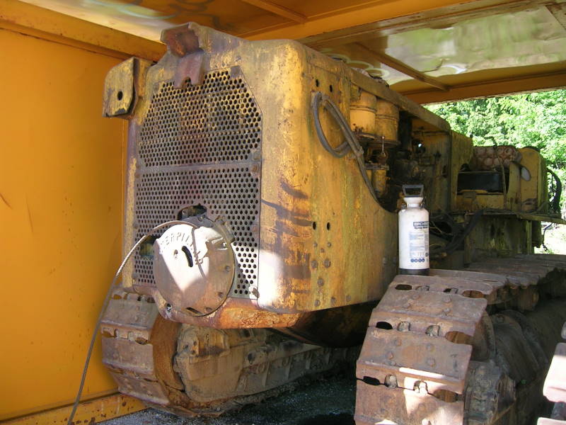 Cat D9 (1).jpg