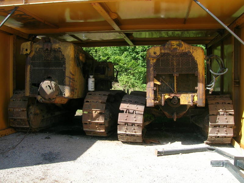 Cat D9.jpg