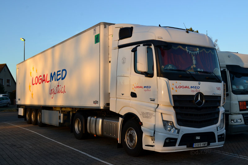 MB Actros Streamspace 1845 Logalmed Logistica[E].jpg