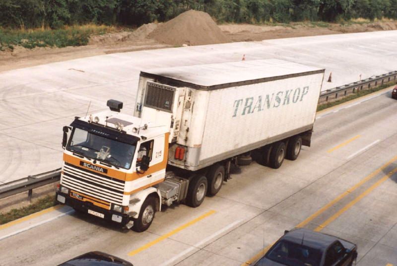 SCANIA 112 TRANSKOP (2).jpg