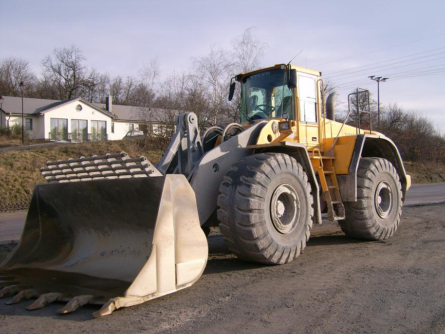 caricatore L220 E volvo Attachment