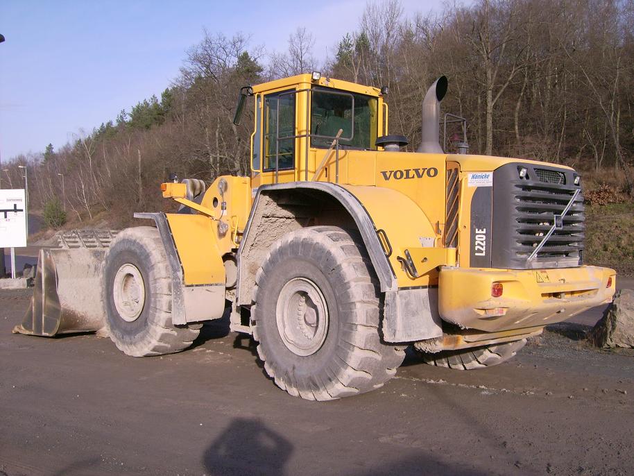 caricatore L220 E volvo Attachment