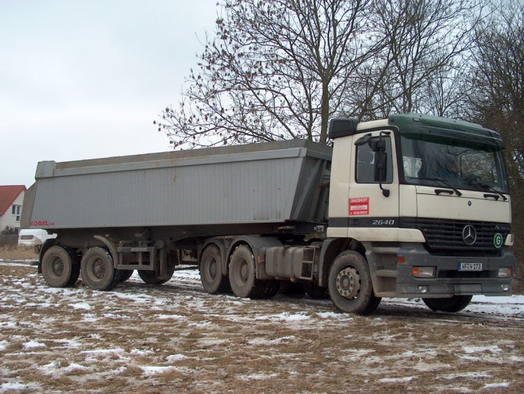 HPIM9043 (749 x 564).jpg
