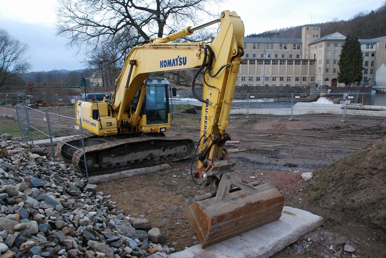 escavatore komatsu Attachment