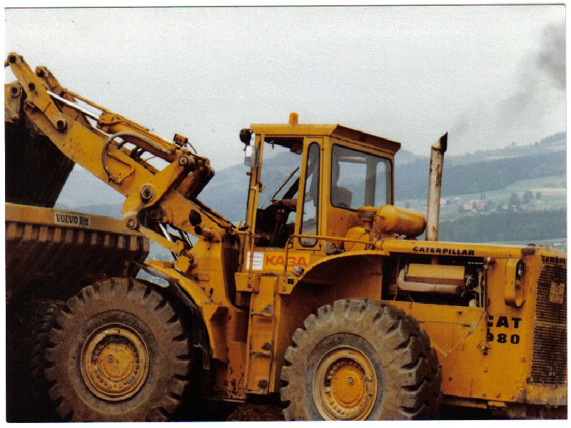 Cat 980 (5).jpg